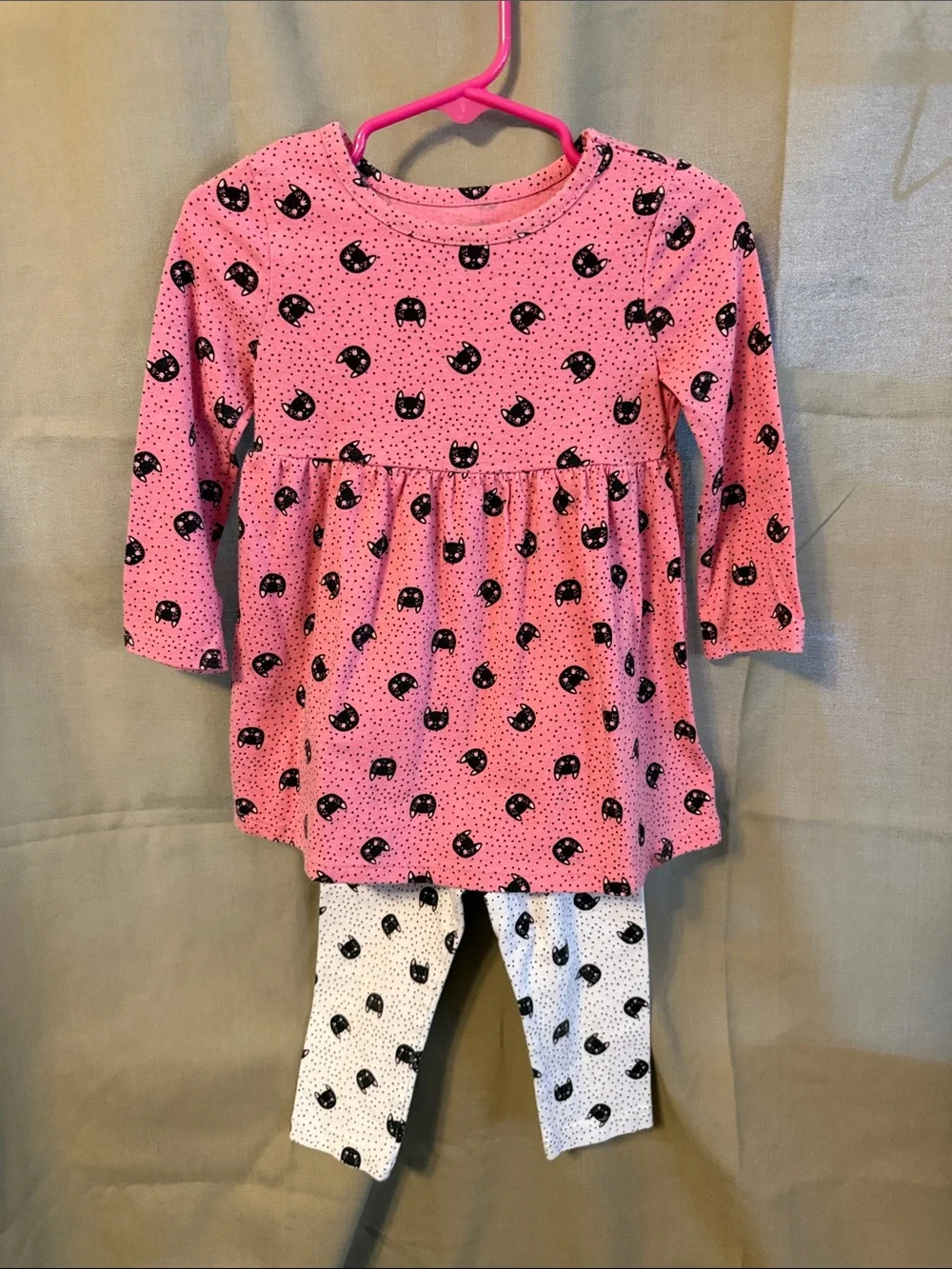 Old Navy Pink Top with Black Cat Print Matching Set with White Leggings